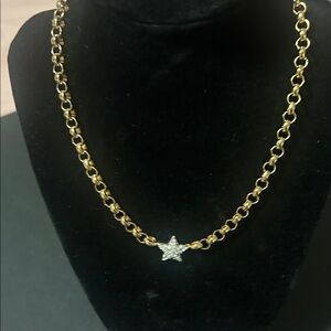 Gold Star Pendant Necklace